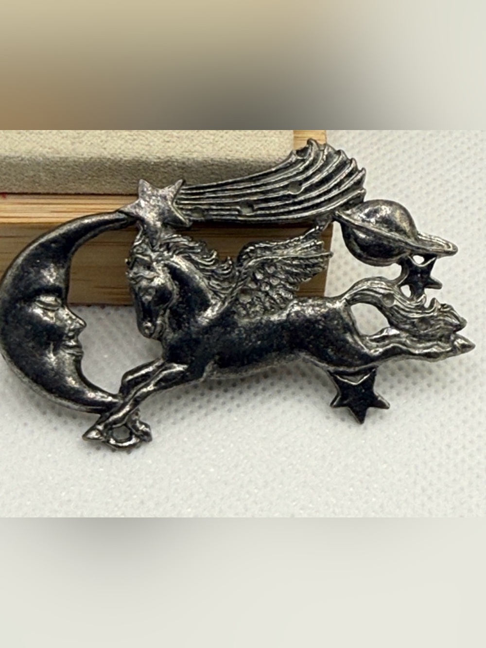 Rare Silvertone pewter Pegasus Moon Stars Brooch pin E Vincent Stardust dreams
